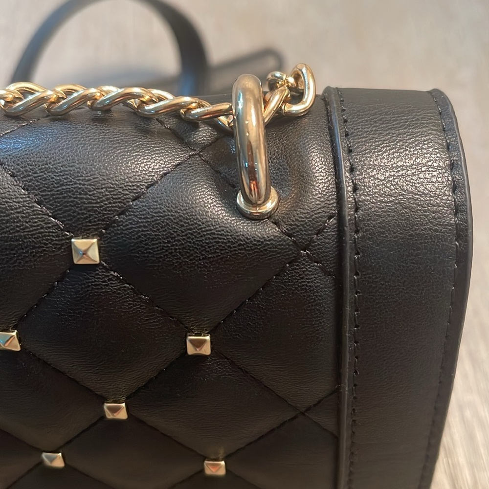 Lux Badgley Mischka black and gold purse - fake leather - Picture 3 of 8